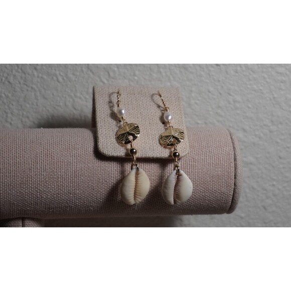 Cowrie Earrings - Picture 3 of 5